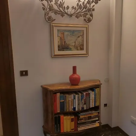 Lägenhet Torre Dell'orologio *